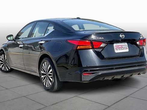 Certified 2024 Nissan Altima 2.5 SV image 12