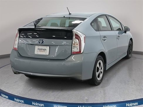 Used 2015 Toyota Prius Two image 7