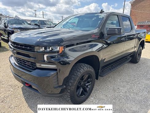 Used 2021 Chevrolet Silverado 1500 LT Trail Boss w/ Convenience Package II image 1
