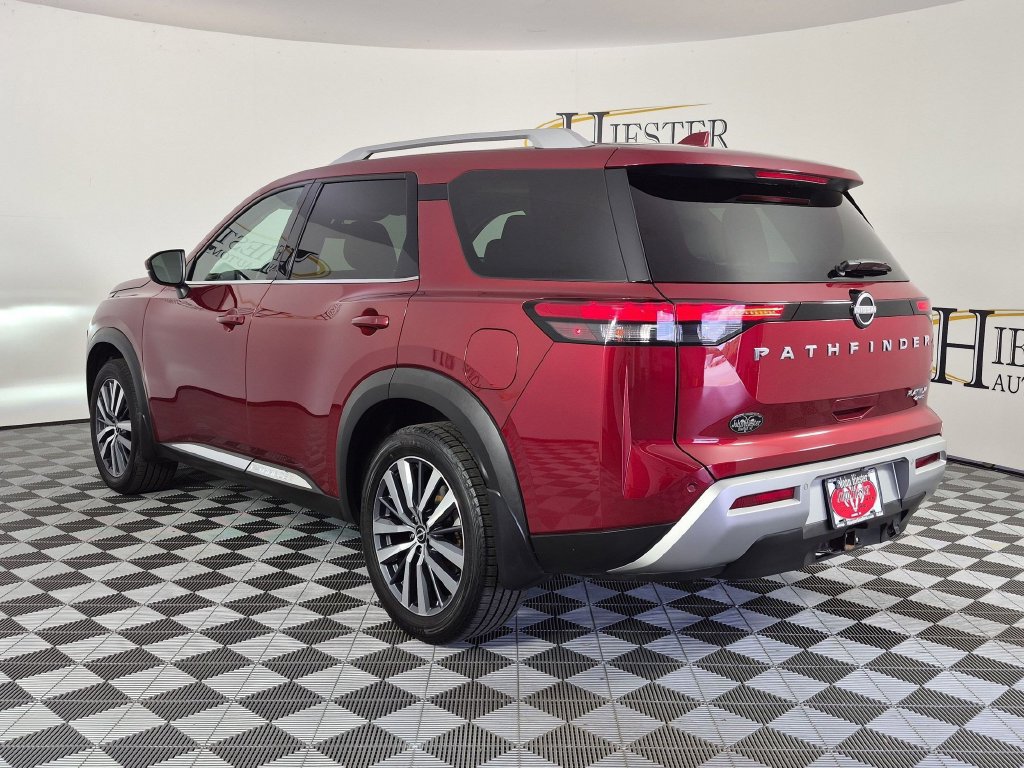Used 2022 Nissan Pathfinder Platinum AWD/4WD image 7