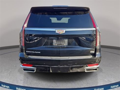 Used 2021 Cadillac Escalade Premium Luxury image 5