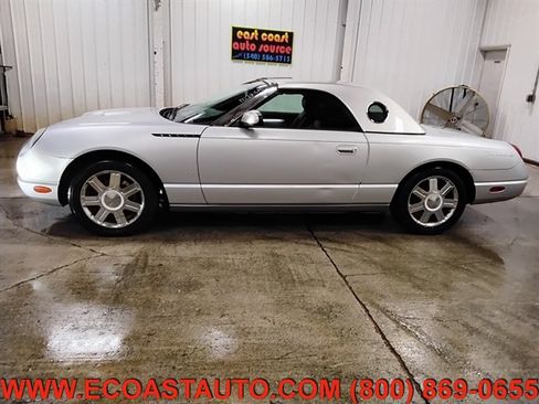 Used 2004 Ford Thunderbird Deluxe image 5