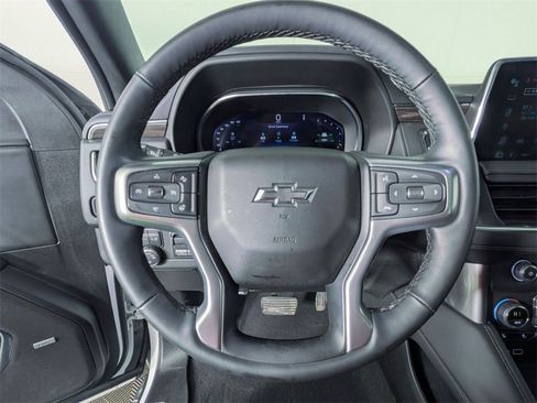 Used 2024 Chevrolet Suburban Z71 w/ Off-Road Capability Package image 20