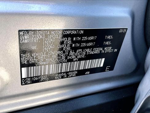 Certified 2025 Toyota RAV4 LE AWD/4WD image 31