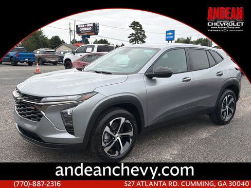New 2026 Chevrolet Trax RS FWD image 1