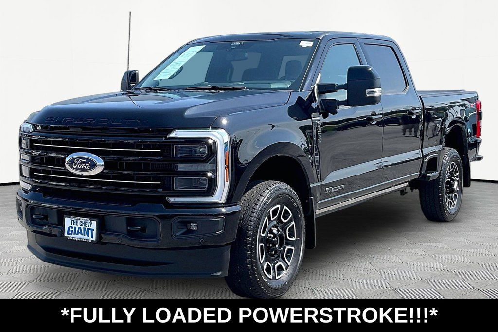 Used 2025 Ford F350 Platinum AWD/4WD image 1