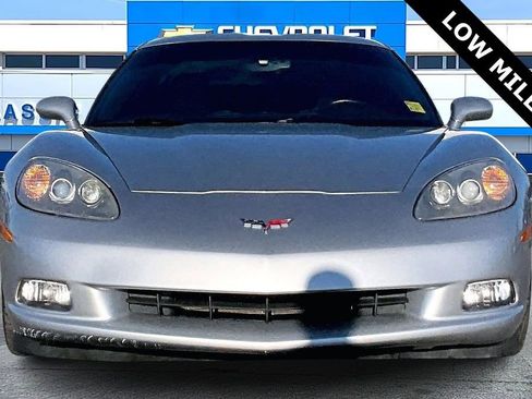 Used 2012 Chevrolet Corvette Coupe w/ Roof Package image 2