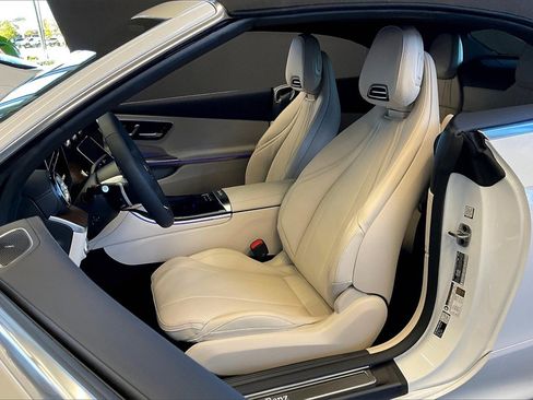 New 2026 Mercedes-Benz CLE 300 4MATIC Cabriolet image 8