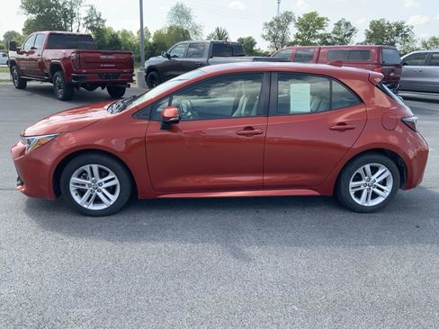Used 2019 Toyota Corolla SE w/ Carpet Mat Package FWD image 8