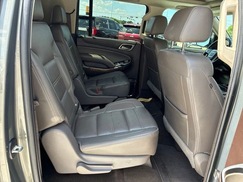 Used 2017 GMC Yukon XL Denali w/ Open Road Package AWD/4WD image 25