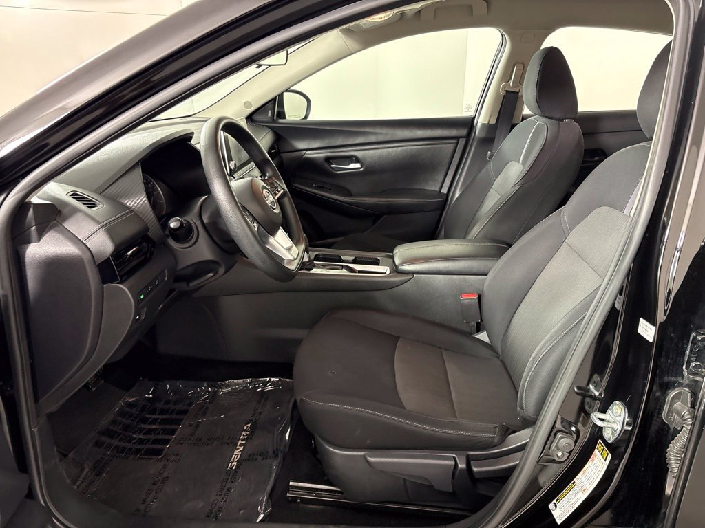 Used 2024 Nissan Sentra SV FWD image 27