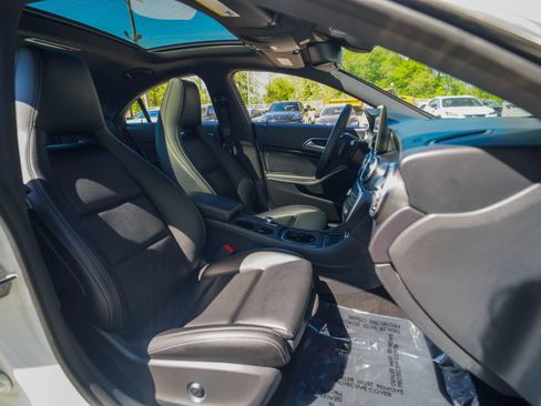 Used 2019 Mercedes-Benz CLA 250 4MATIC image 26