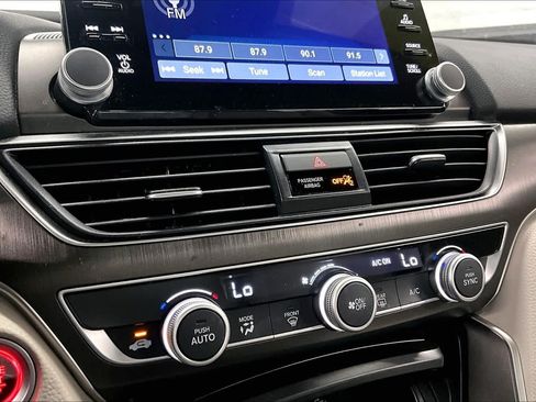 Used 2021 Honda Accord LX image 34
