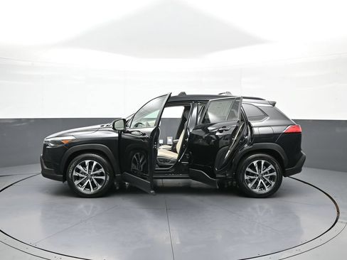 Certified 2024 Toyota Corolla Cross XLE w/ Convenience Package AWD/4WD image 44