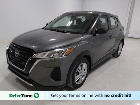 Used 2022 Nissan Kicks S w/ Interior Electronics Package FWD image 1
