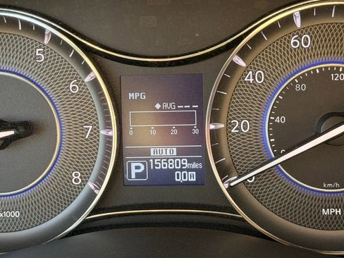 Used 2014 INFINITI QX80 4WD w/ Theater Package image 5