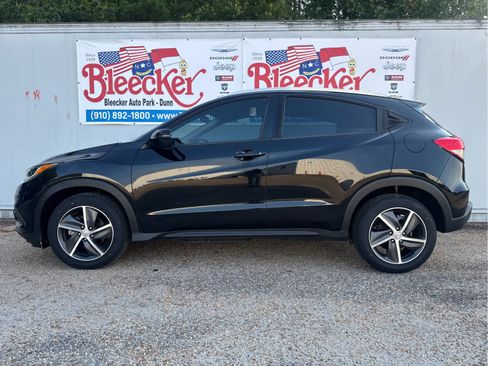 Used 2021 Honda HR-V EX image 7