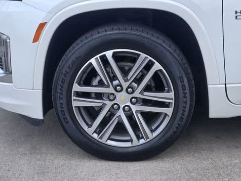 Used 2022 Chevrolet Traverse High Country FWD image 8