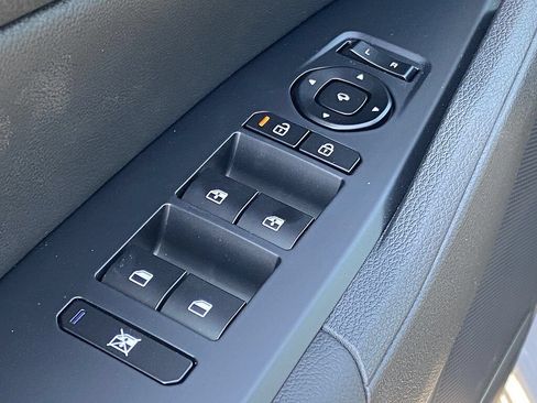 New 2026 Kia Sportage SX Prestige AWD/4WD image 11