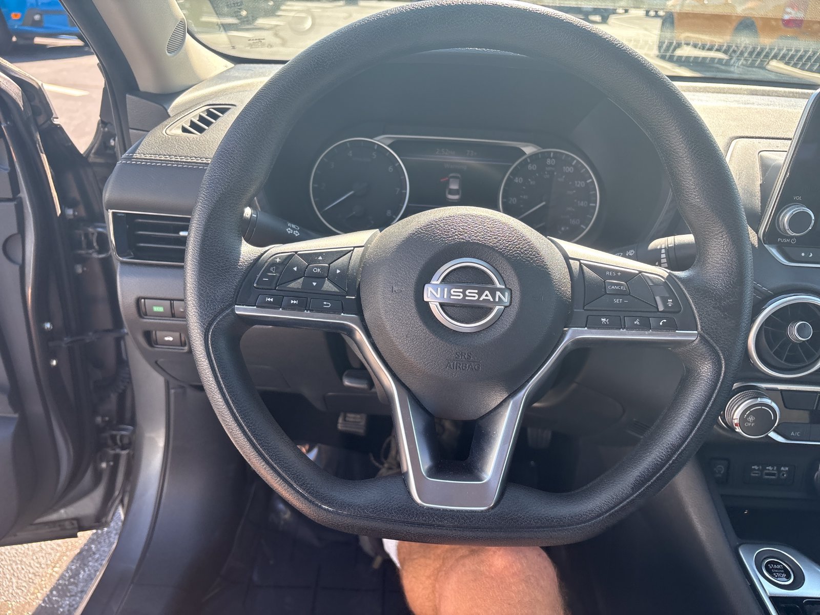 Used 2025 Nissan Sentra SV FWD image 15