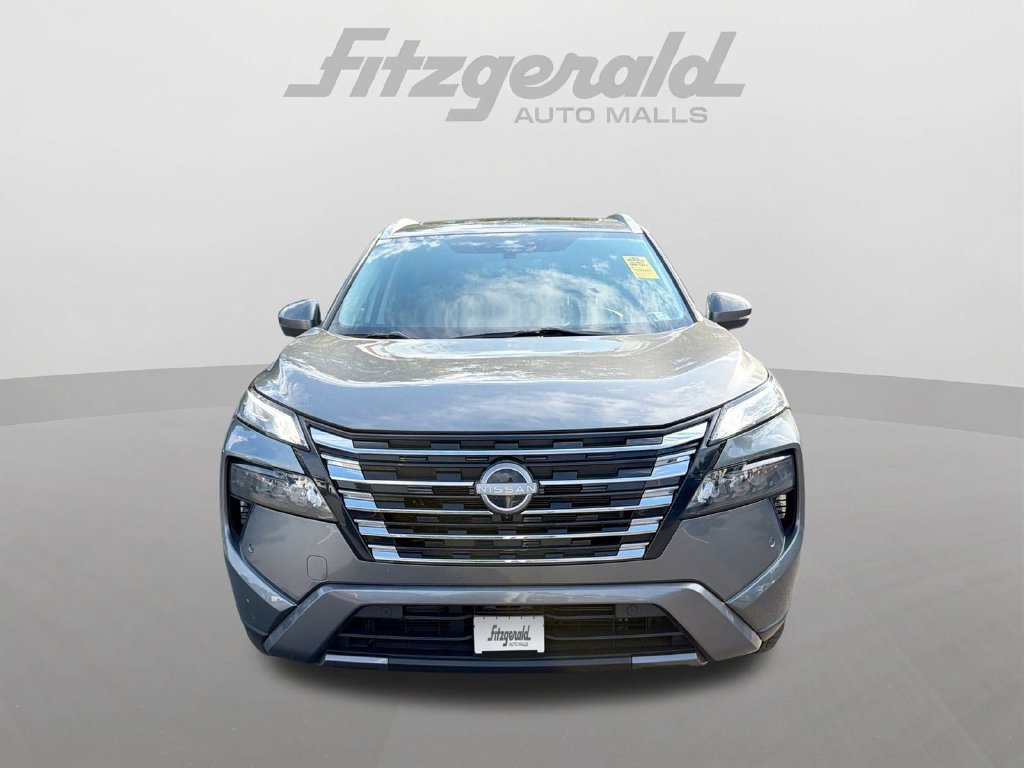 Used 2024 Nissan Rogue SL w/ SL Premium Package AWD/4WD image 3