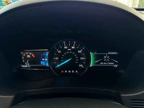 Used 2018 Ford Explorer Sport AWD/4WD image 17