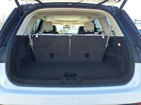 Used 2024 Lincoln Aviator Black Label w/ Jet Package image 19