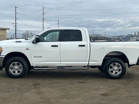 Used 2024 RAM 2500 Big Horn image 8