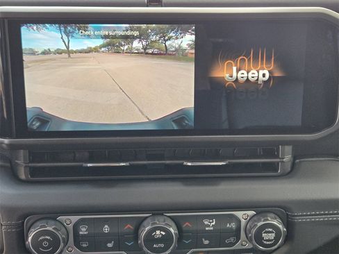 New 2026 Jeep Gladiator Sport image 19