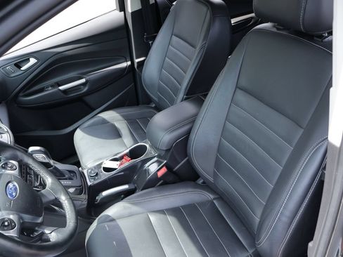 Used 2016 Ford Escape Titanium w/ Equipment Group 301A FWD image 23