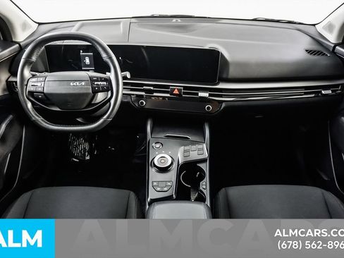 Used 2026 Kia Sportage LX FWD image 24