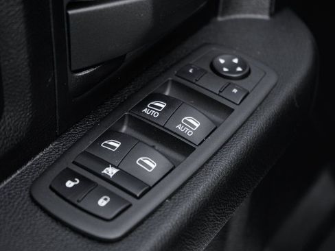 Used 2022 RAM 5500 Tradesman w/ Chrome Appearance Group image 19