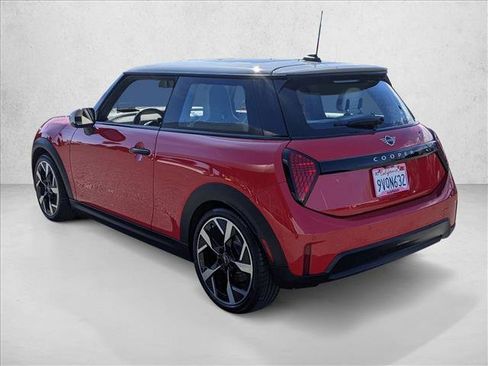 Certified 2025 MINI Cooper S image 8