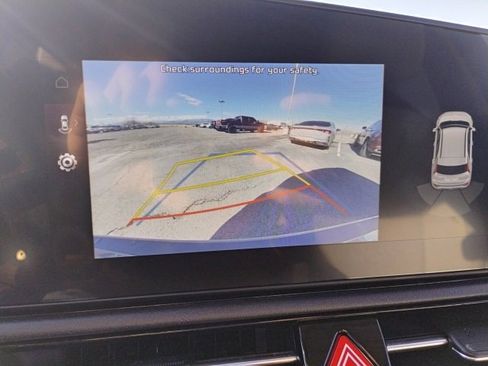 Used 2024 Kia Niro EX image 24