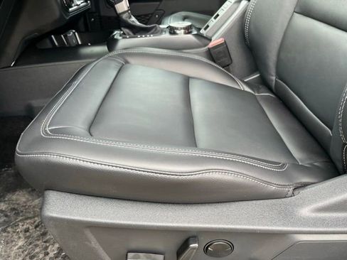 New 2025 Ford Bronco Outer Banks image 13