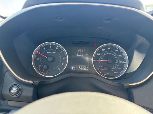 Used 2021 Subaru Ascent Premium w/ Convenience Package image 43