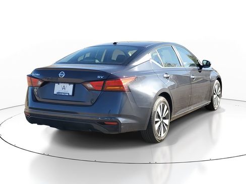 Used 2022 Nissan Altima 2.5 SV image 4