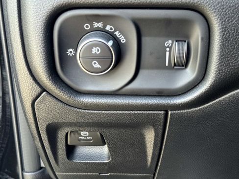 New 2026 RAM 1500 Express image 19