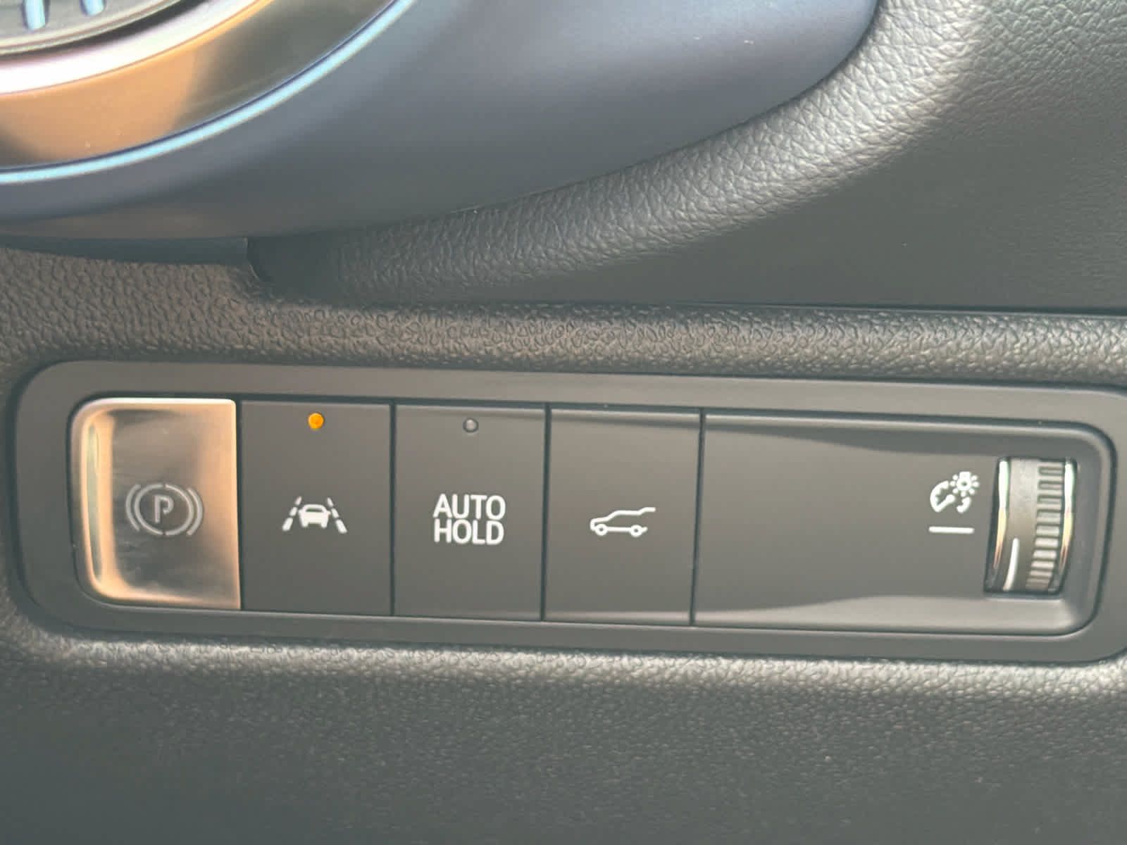 Certified 2024 Chevrolet Equinox EV LT w/ LPO, Active Package FWD image 21