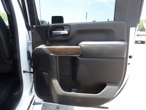 Used 2023 Chevrolet Silverado 2500 High Country w/ Z71 Off-Road Package AWD/4WD image 33