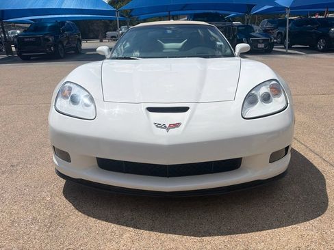 Used 2011 Chevrolet Corvette Grand Sport w/ Preferred Equipment Group RWD image 2