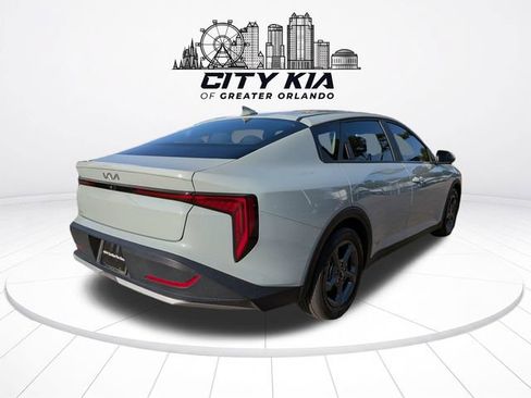 Certified 2025 Kia K4 FWD image 6