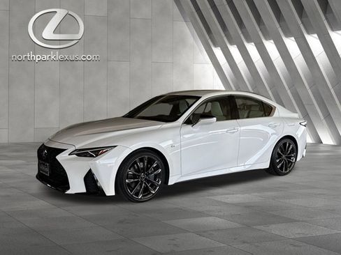 Used 2021 Lexus IS 350 F Sport image 3