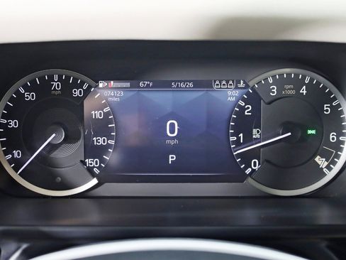 Used 2023 Land Rover Defender 110 SE AWD/4WD image 16
