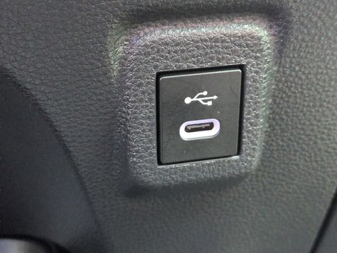 Used 2025 Toyota Corolla SE FWD image 24