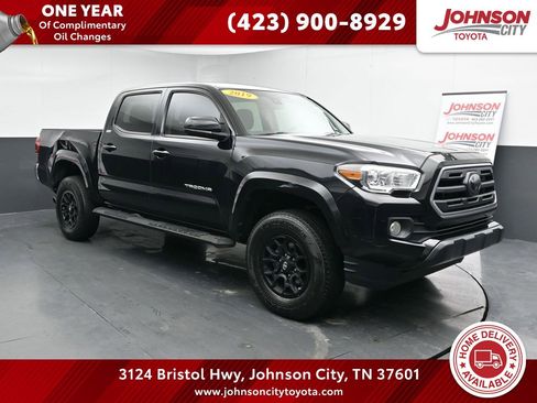 Used 2019 Toyota Tacoma SR5 image 1