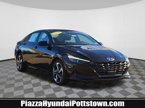 Certified 2023 Hyundai Elantra SEL w/ Convenience Package image 1