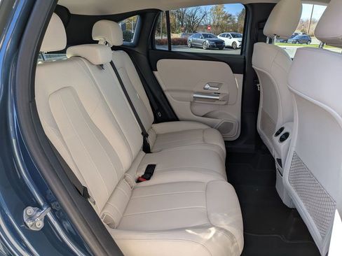 Used 2022 Mercedes-Benz GLA 250 4MATIC image 25