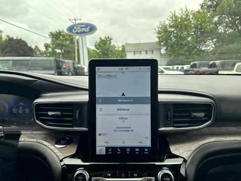 Used 2022 Ford Explorer Platinum w/ Equipment Group 601A image 53