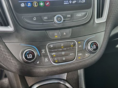 Used 2023 Chevrolet Malibu LT FWD image 15